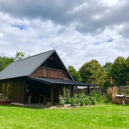Na Skraju Lasu Guciow Exterior foto